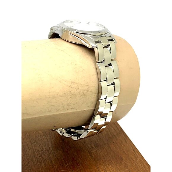 Tissot Women's Watch Swiss Quartz Mother of Pearl Dial Silver T1122101111300 - Picture 11 of 13